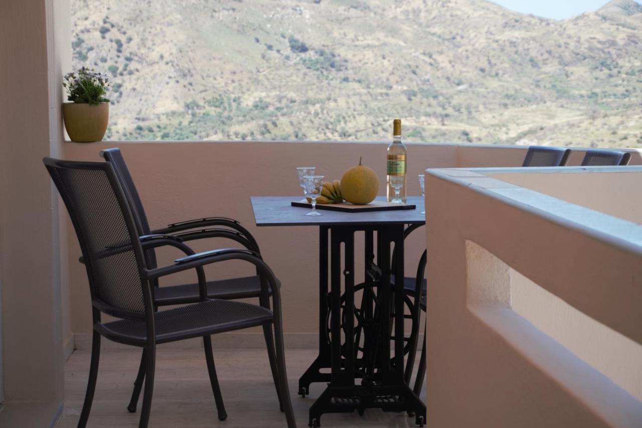 Atalia Apartment, Orne Crete Exterior photo